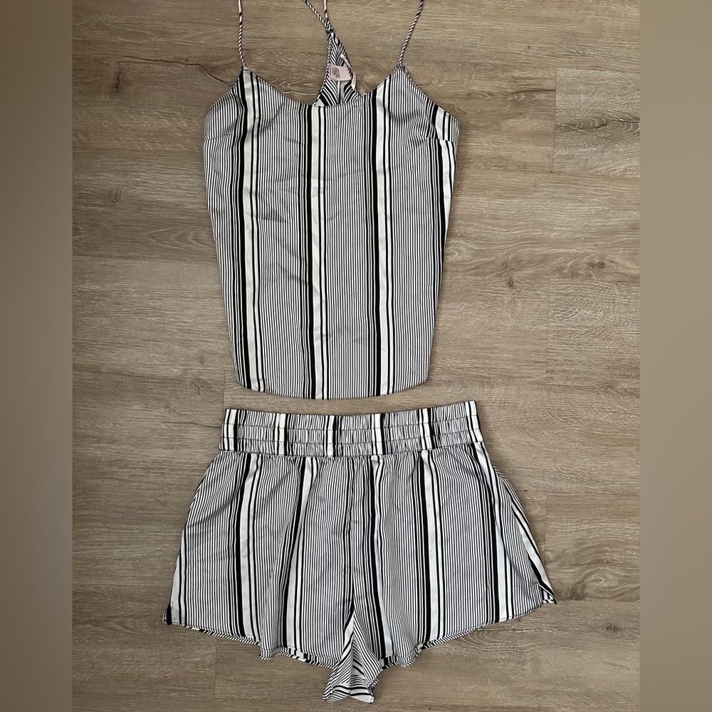 Victoria's Secret Black and White Striped Stain pajama set size S/M